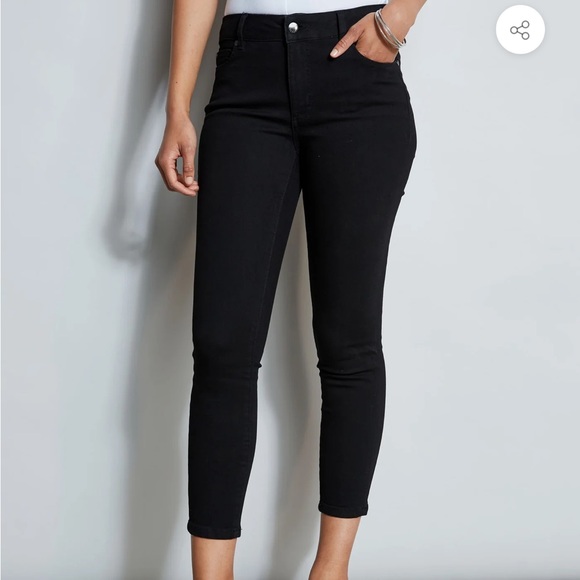 TAHARI Kelly Mid-rise Skinny Black Jeans - Picture 2 of 3